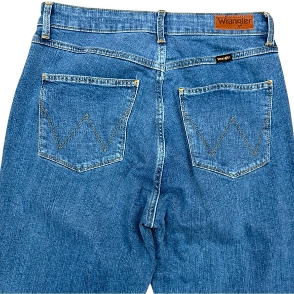 Wrangler High Rise Vintage Taper Jeans Medium Wash Size 10 Western Style - Picture 7 of 12